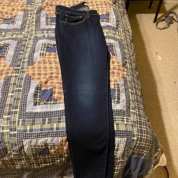 Levi 711 Women Skinny Jean Color: Indigo Ridge - Picture 2 of 5